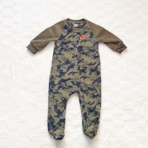 Nike fleece sleeper 6 months